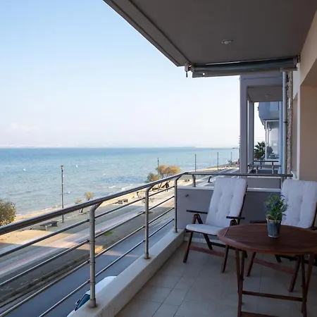 Salty Breeze With Amazing View By Thesbnb Apartment